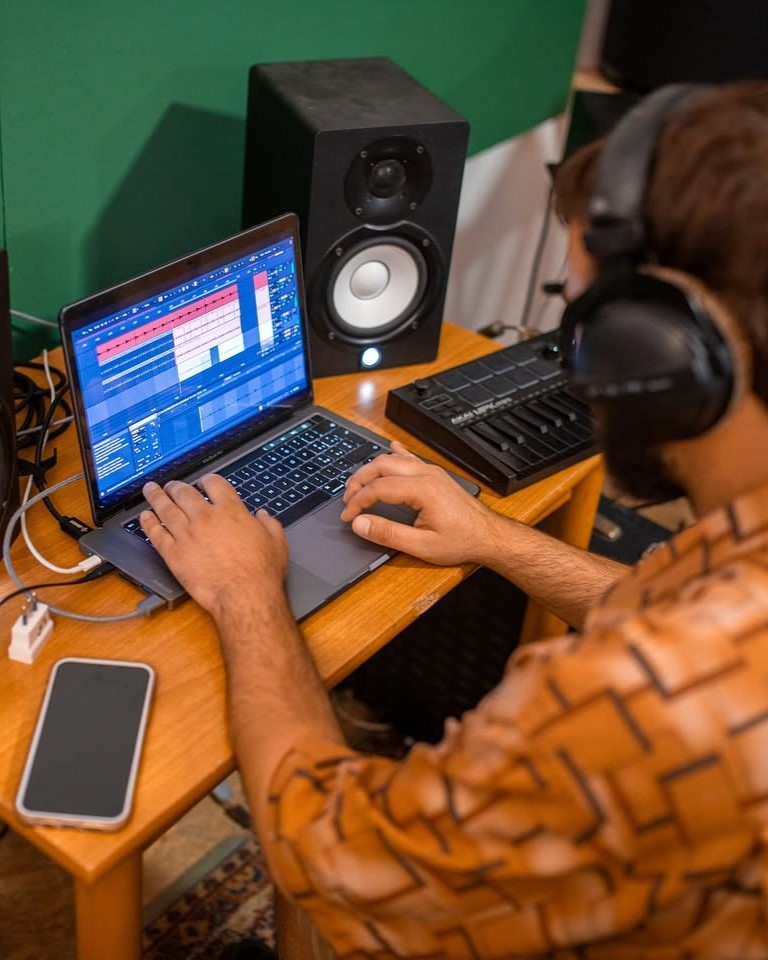 Folktronica Lab ottobre e novembre 2026, aperta la call under 35